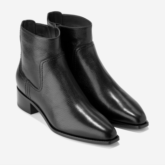 NWOT Cole Haan Naia Booties Ankle Boot Side Zipper Leather Western Black 7 B